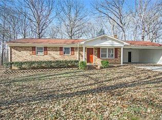 1809 Rippy Ln, Lincolnton, NC 28092