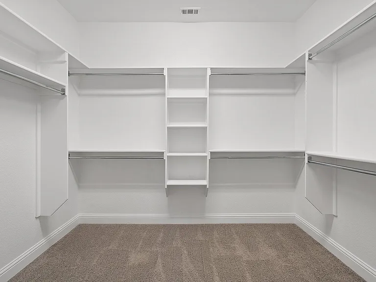 4320 Sandhills Ln — Photo 11