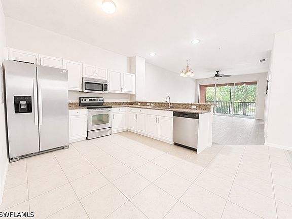3rd image of 10020 Heather Ln #9-904