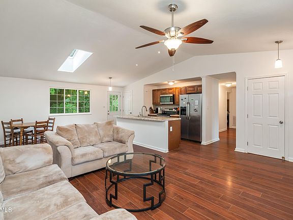 3rd image of 7504 Kerri Way