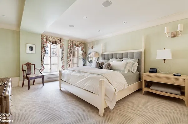 Rented by Brown Harris Stevens | media 7