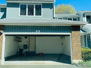 82 Ivy Ln #82, South Windsor, CT 06074