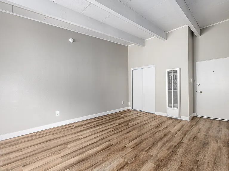 The Marquee Apartments — Photo 19