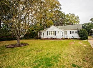 226 Forest Ln, Greenwood, SC 29649