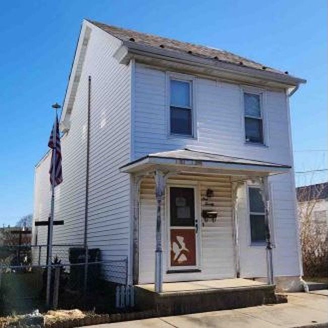 121 S Chestnut St, Fleetwood, PA 19522 Zillow