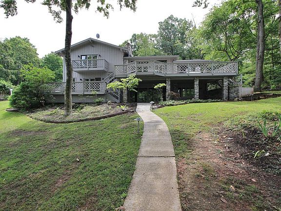 3rd image of 15965 Smith Mountain Lake Pkwy