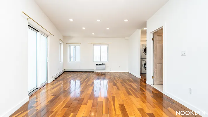 Rented by Nooklyn NYC LLC | media 4