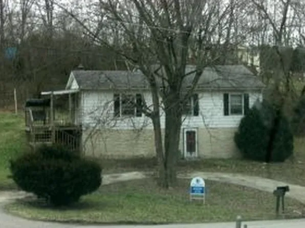 195 Spring Dr, Johnson City, TN 37601