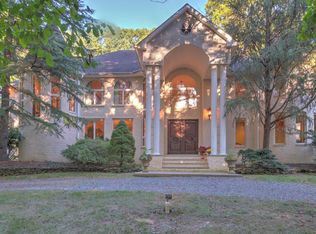 5 Elm Ct, Millstone Township, NJ 08535