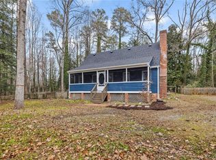 12201 Petersburg St, Chester, VA 23831