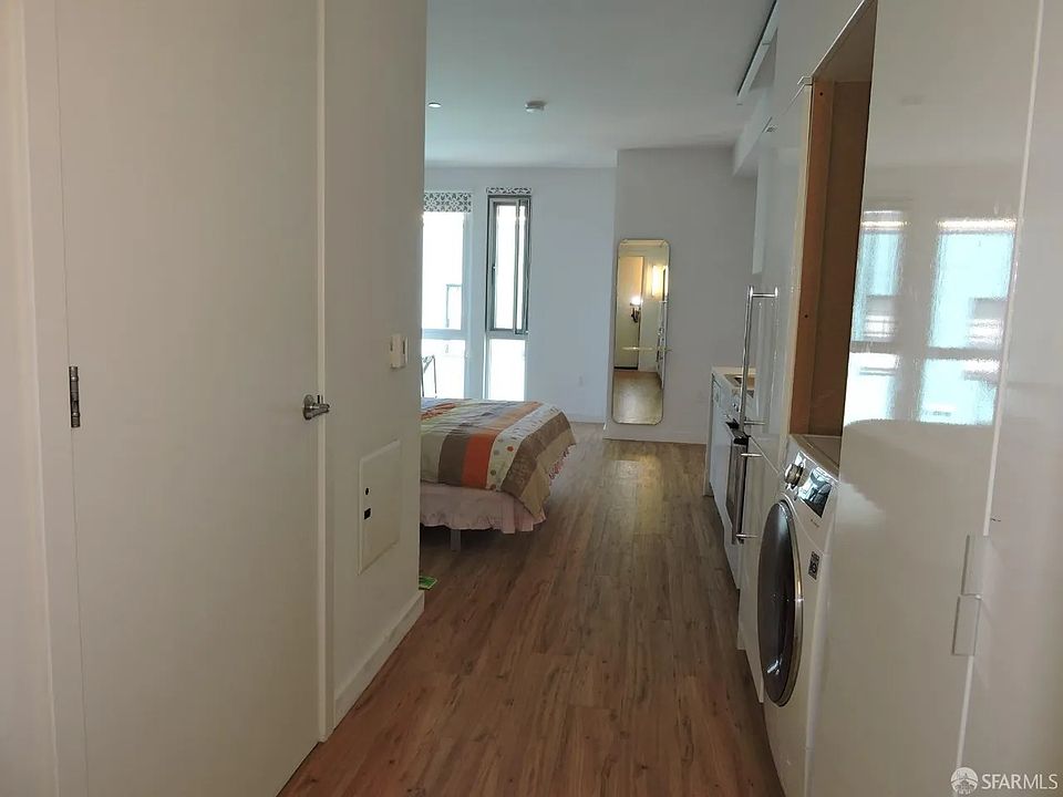 1st image of 388 Fulton St #206