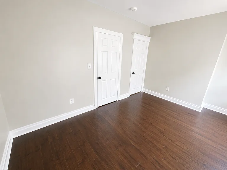 81 S 14th St #3 — Photo 12