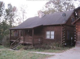 49 Frontier Rd, Alum Creek, WV 25003