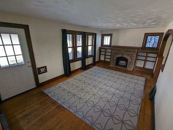 2nd image of 3320 Reid Ave
