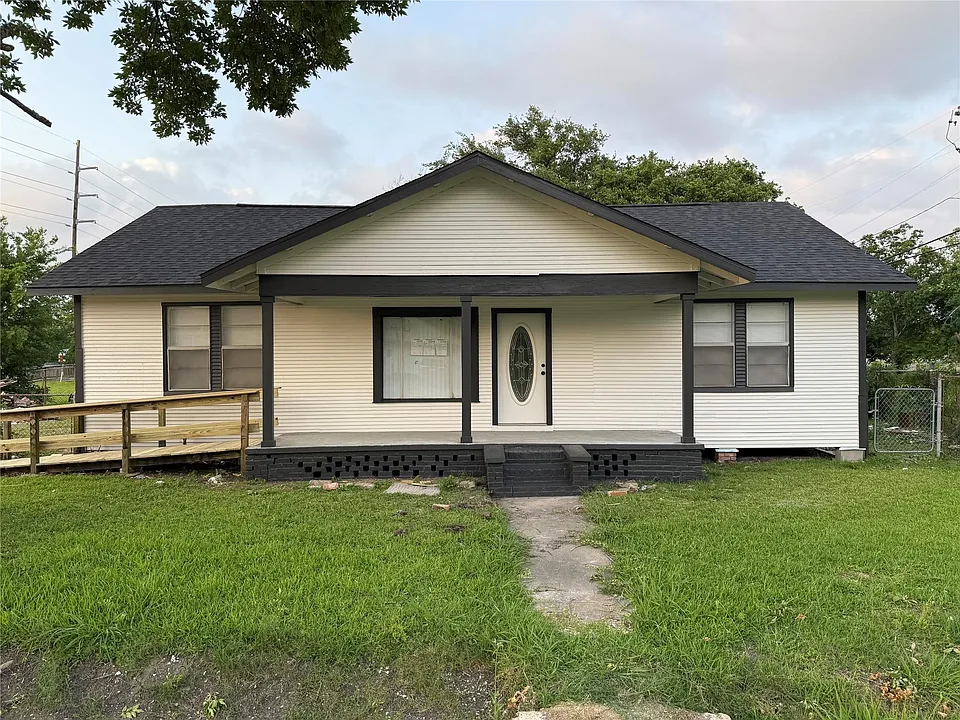 1934 Austin Ave