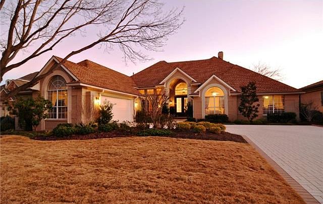 1st image of 2216 Creekside Cir S
