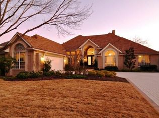 2216 Creekside Cir S, Irving, TX 75063