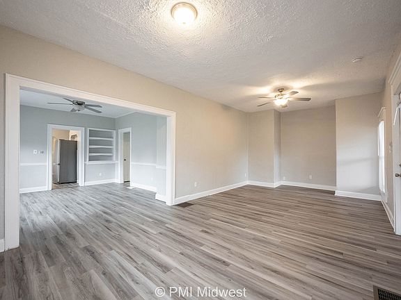 5th image of 966 N Moreland Ave