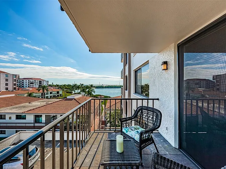 6295 Bahia Del Mar Cir #405 — Photo 31