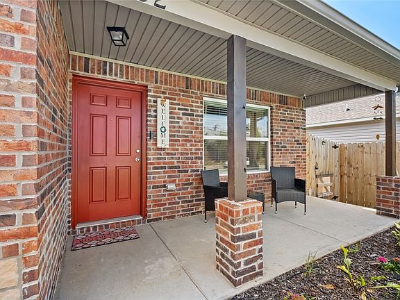 4th image of 1192 S Morningside Dr