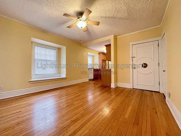 49 Prospect Ave NE #4 — Photo 4