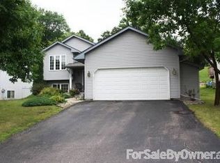 1539 Deerfield Rd, Waconia, MN 55387