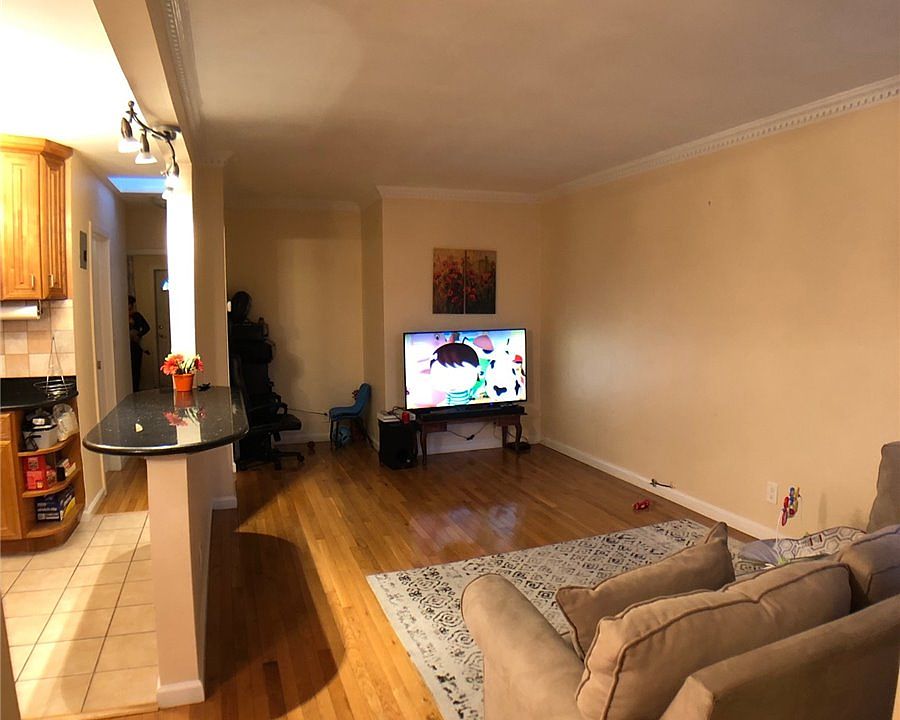 1st image of 136-27 58th Ave #1