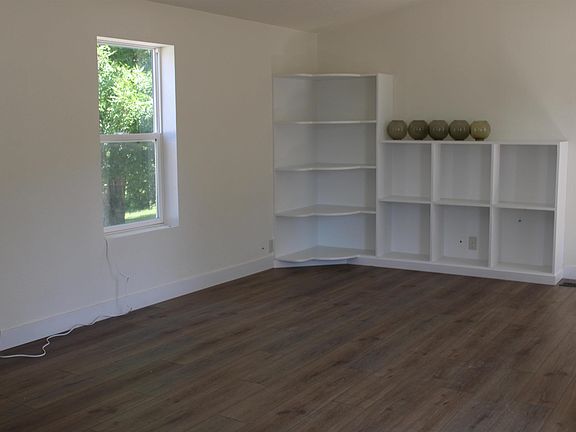 4th image of 840 N Spruce St Lot 18