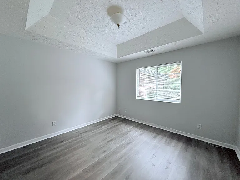 3977 Hidden Hollow Dr — Photo 11
