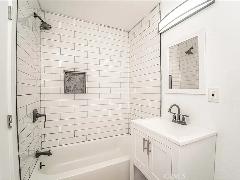 872 Hill — Photo 33