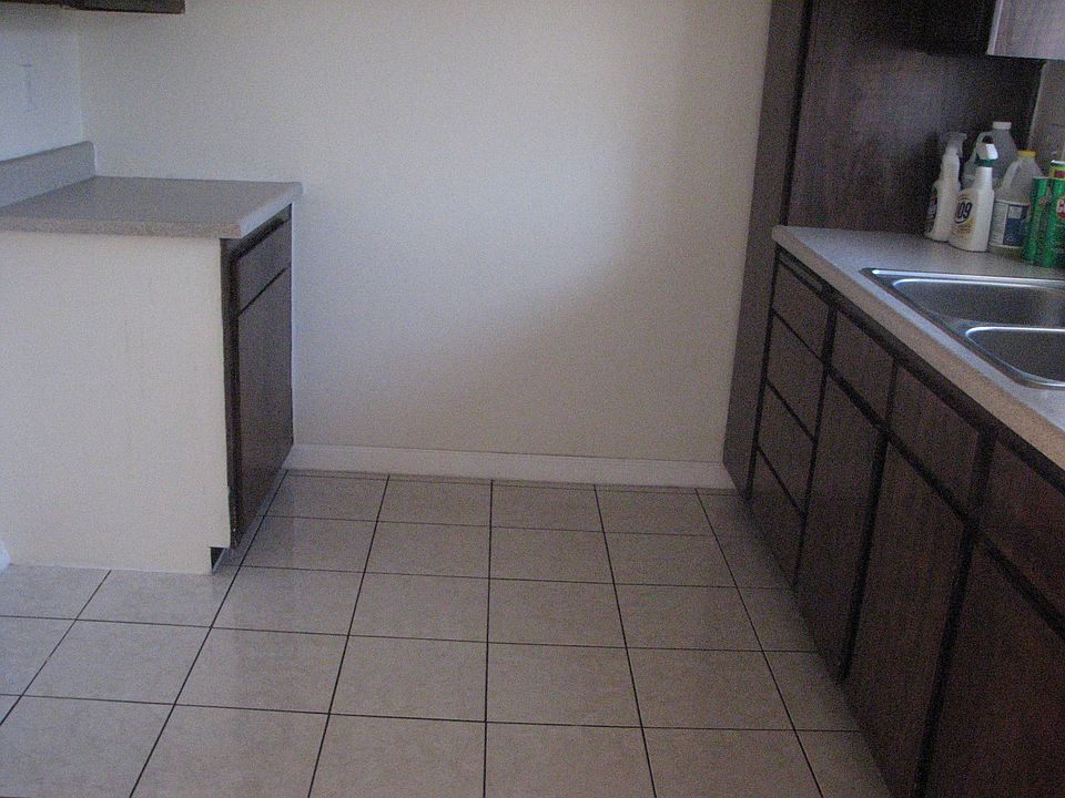 1st image of 1537 E Fairfield Ct APT 4