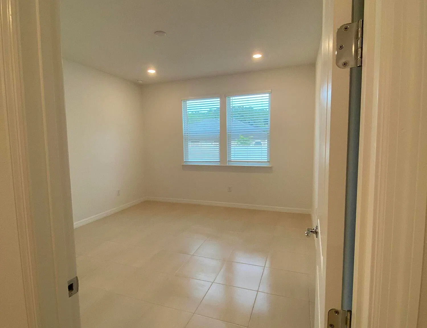 4 bed, 2.0 bath, 1510 sqft, $2,150 — Photo 4