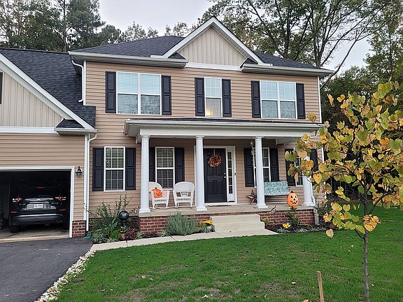 2nd image of 8800 Mansfield Woods Dr