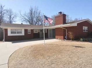 5524 NW 37th St, Warr Acres, OK 73122