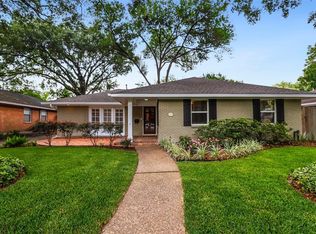 3130 Castlewood St, Houston, TX 77025