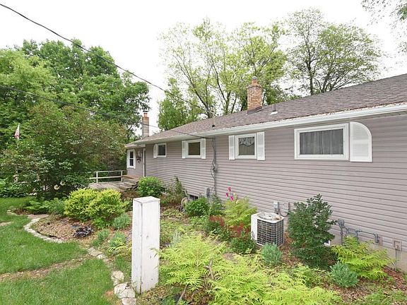 2nd image of 1547 Oldridge Ave N