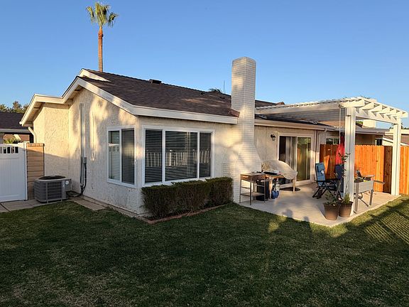 4th image of 5218 Laurel Park Dr