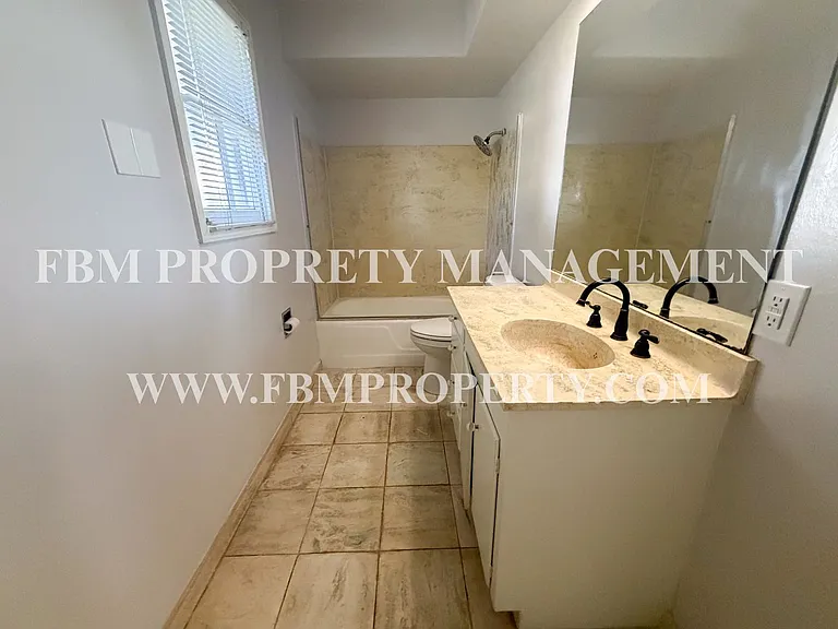 2200 Country Club Rd #A — Photo 7