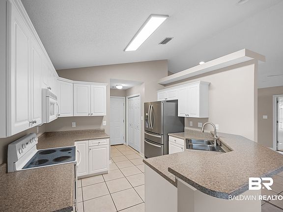 2nd image of 3670 Ashton Ct
