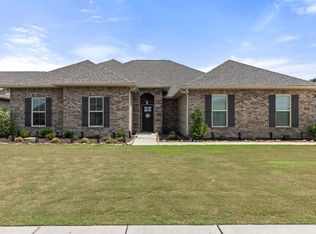 204 Nellie Faye Ln, Meridianville, AL 35759