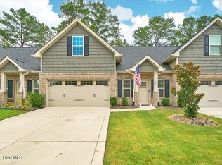 123 Lark Dr, West End, NC 27376