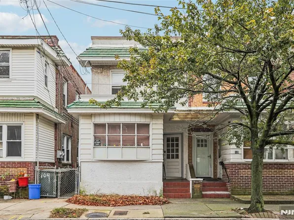 107 Saint Davids Place, Atlantic City, NJ 08401