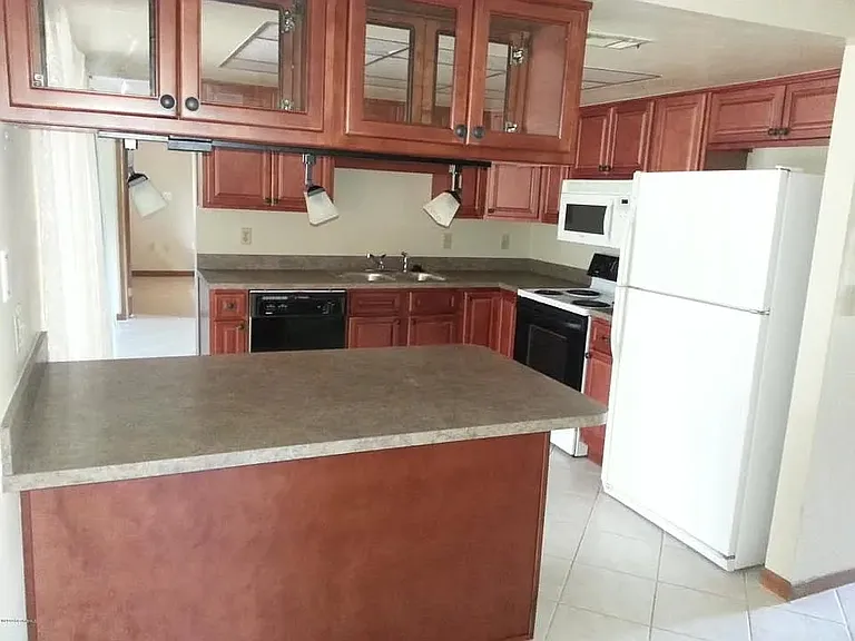295 Nora Ave — Photo 6