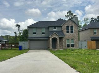 14986 Crockett Rd, Willis, TX 77378