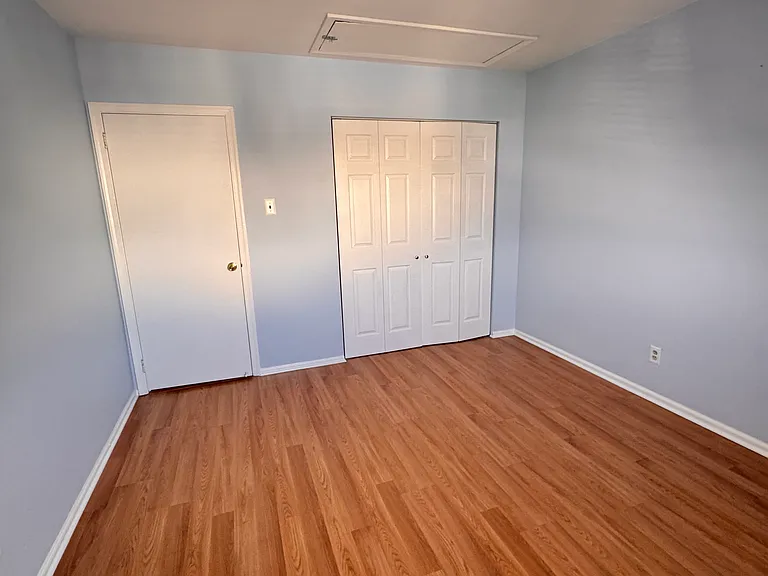 111 Reliance Cir — Photo 5