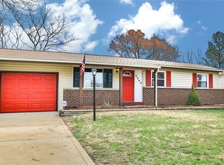 5540 Valleyside Ln, Saint Louis, MO