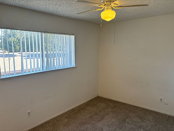3rd image of 5655 E Huntington Ave Floor 2