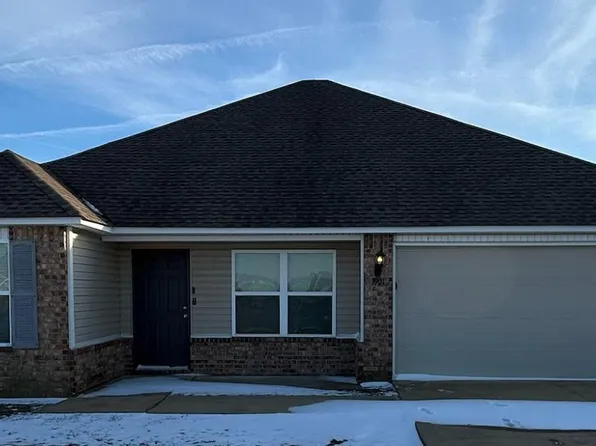 3901 Saddlecrest Dr, Jonesboro, AR 72404