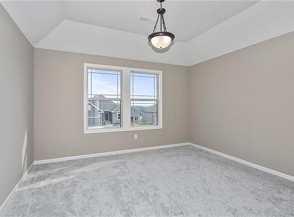 5th image of 10929 N Crystal Ave