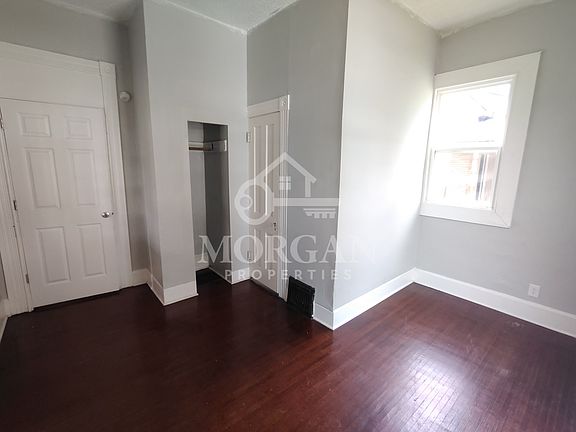 4th image of 831 W 2nd St